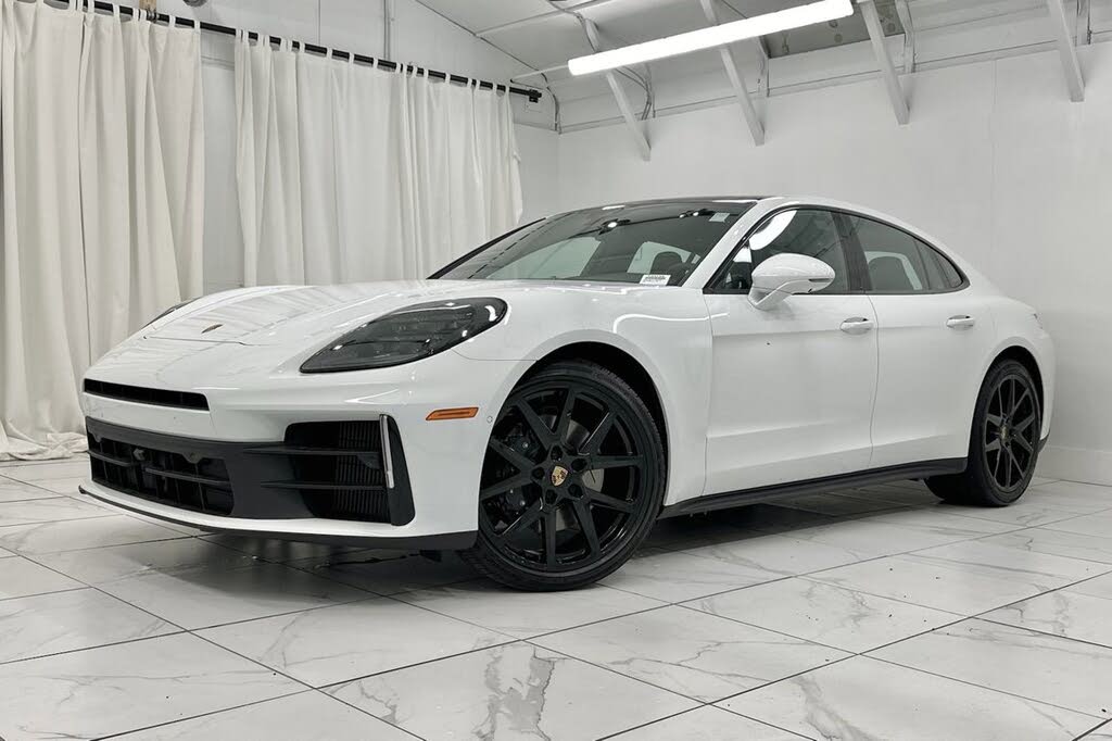 2024 Porsche Panamera 4 AWD