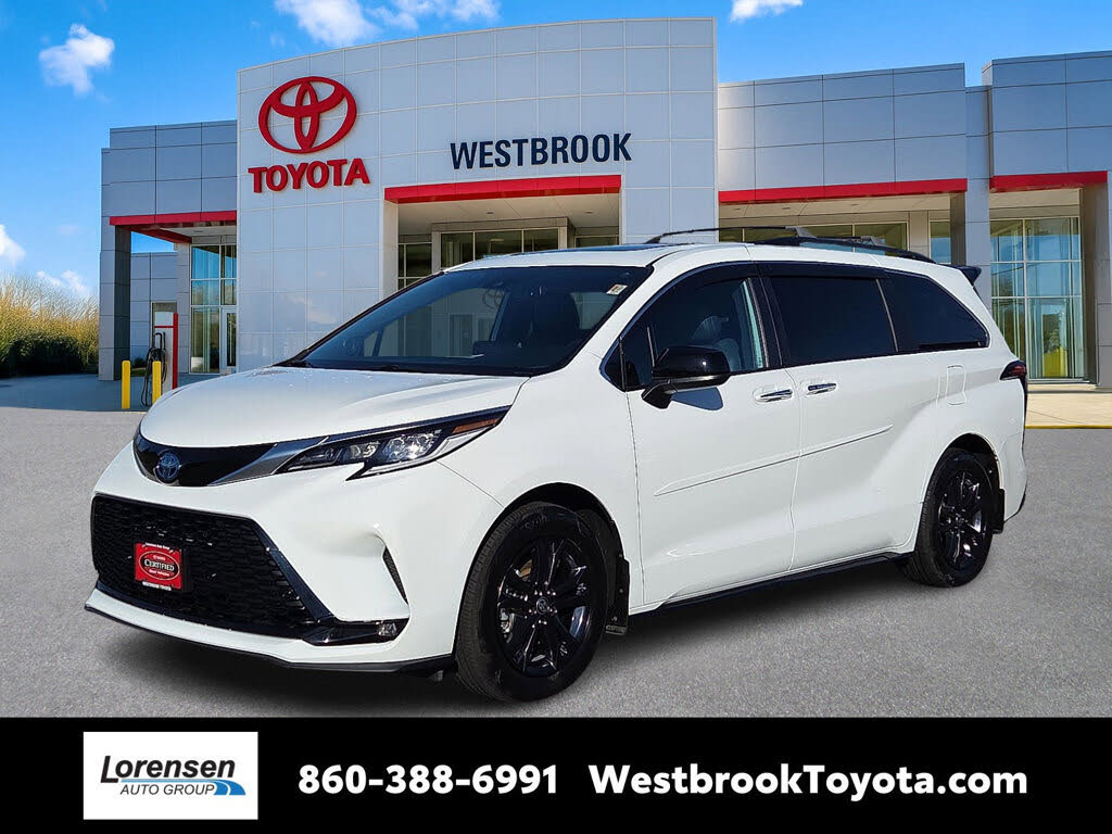 2024 Toyota Sienna XSE 7-Passenger AWD