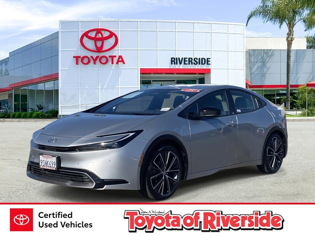 2025 Toyota Prius XLE FWD