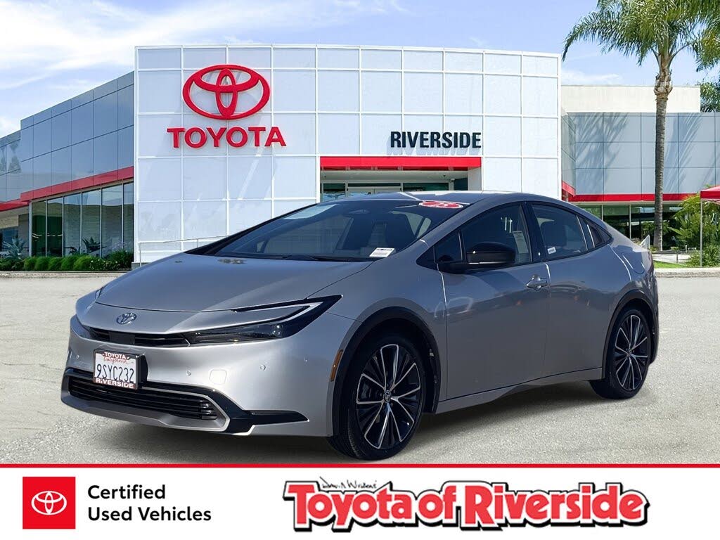 2025 Toyota Prius XLE FWD