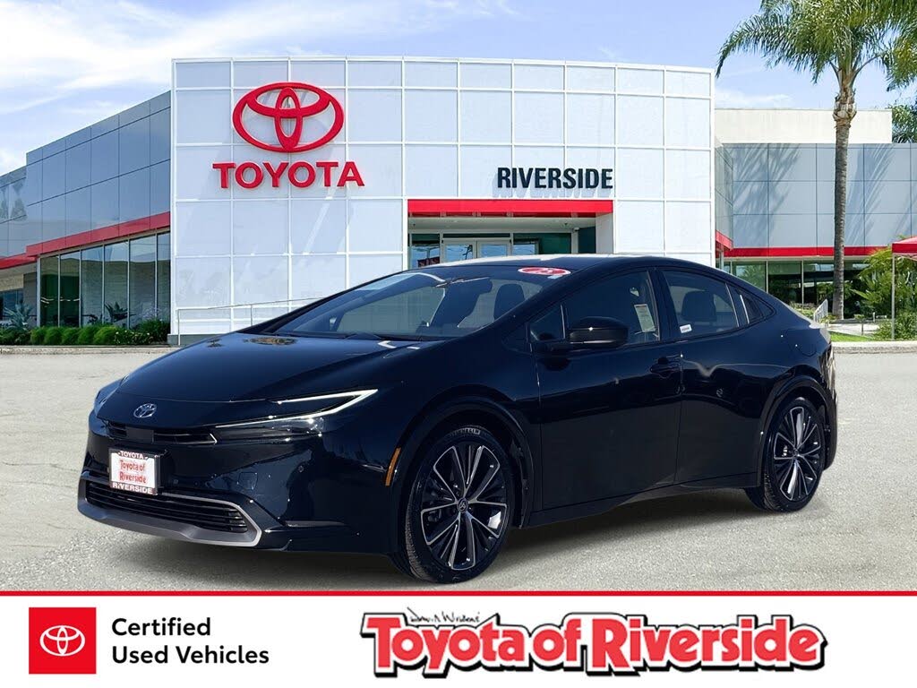 2025 Toyota Prius XLE FWD