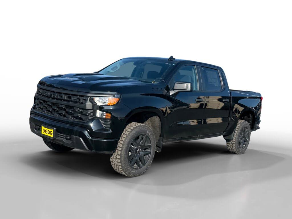 2026 Chevrolet Silverado 1500 Custom Trail Boss Crew Cab 4WD