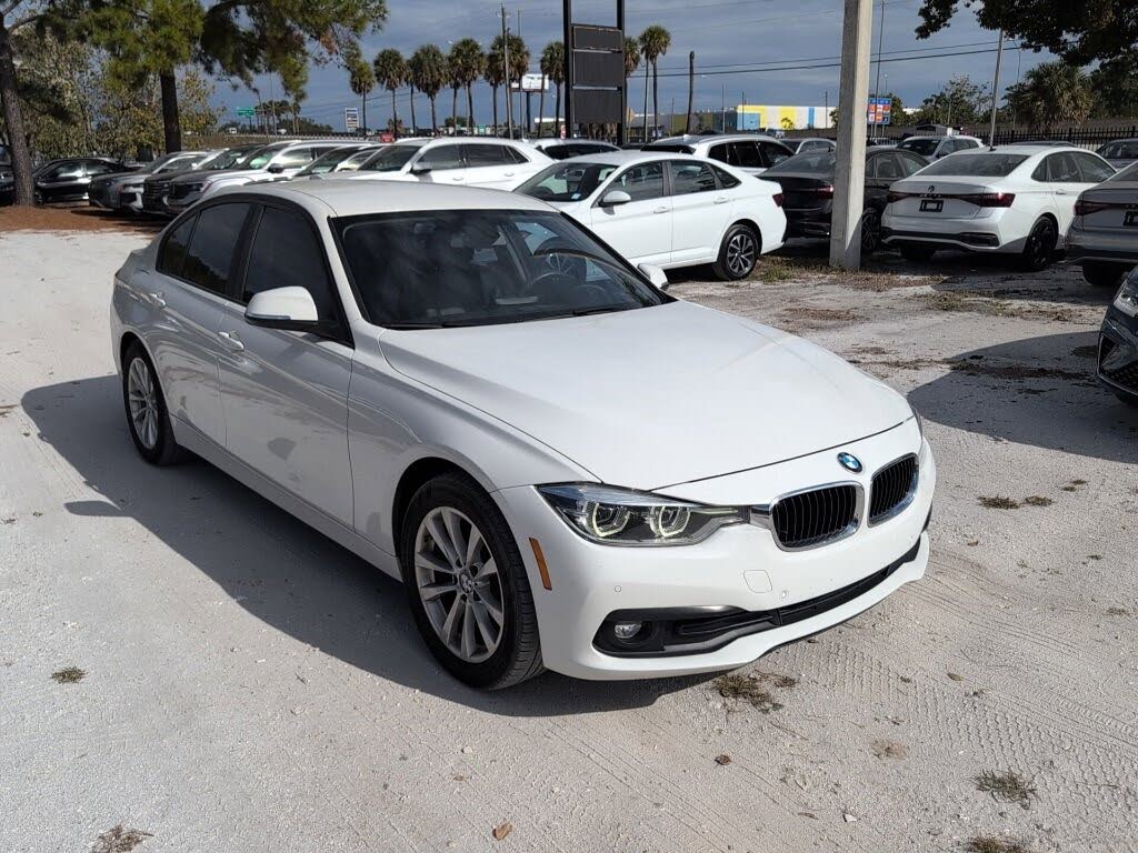 2018 BMW 3 Series 320i Sedan RWD