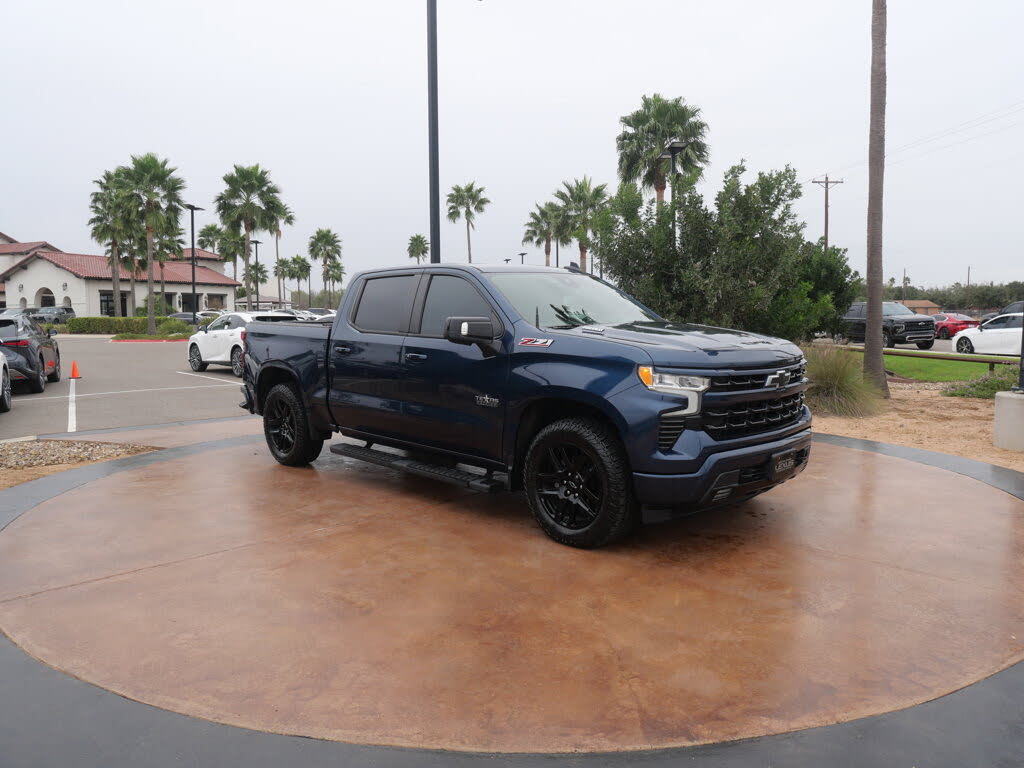 2022 Chevrolet Silverado 1500 RST Crew Cab 4WD