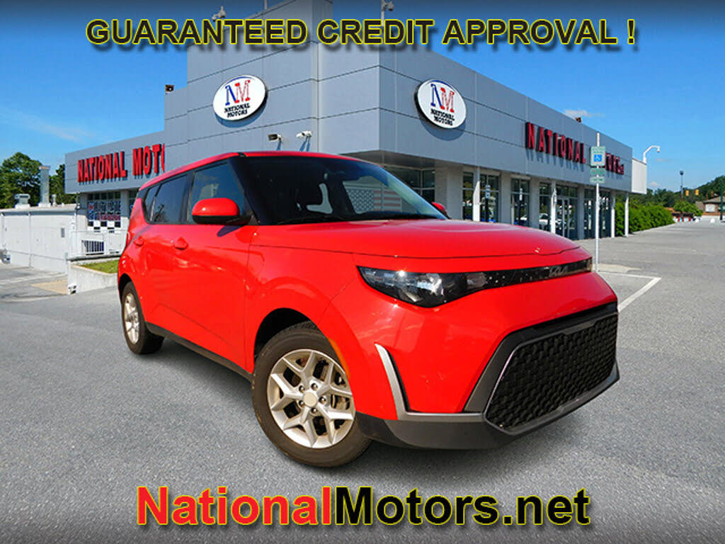 2023 Kia Soul LX FWD