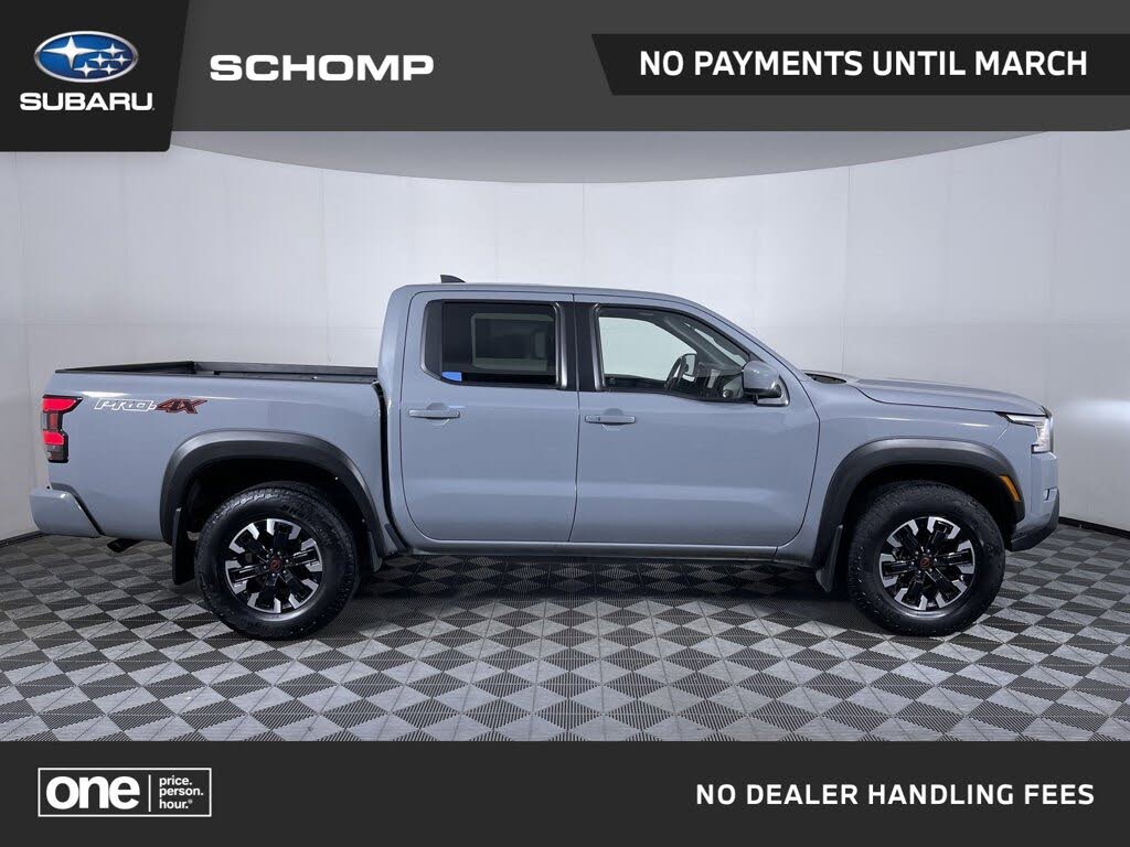 2024 Nissan Frontier PRO-4X Crew Cab 4WD