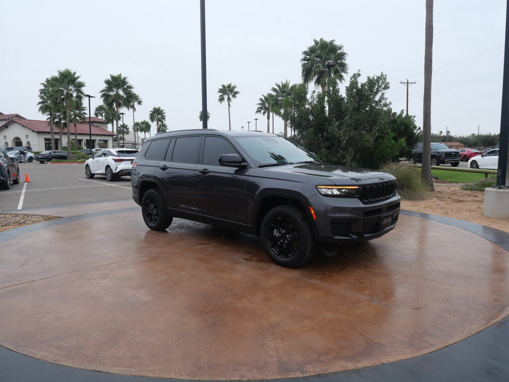 2025 Jeep Grand Cherokee L Altitude X RWD