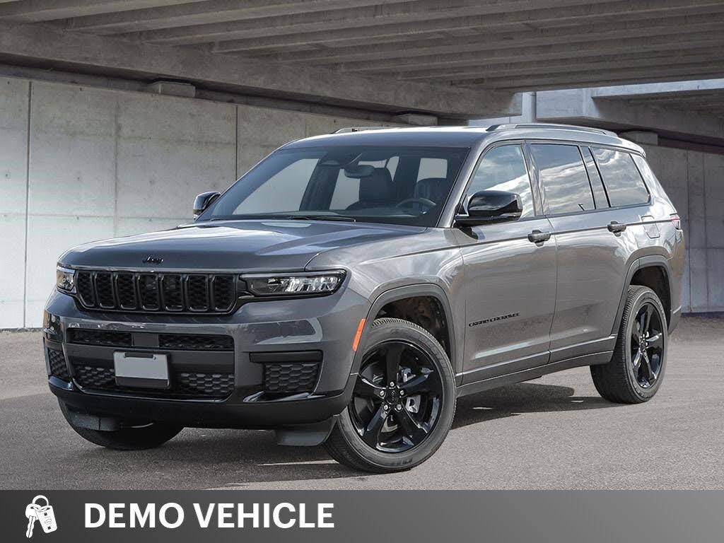 2025 Jeep Grand Cherokee L Altitude 4WD