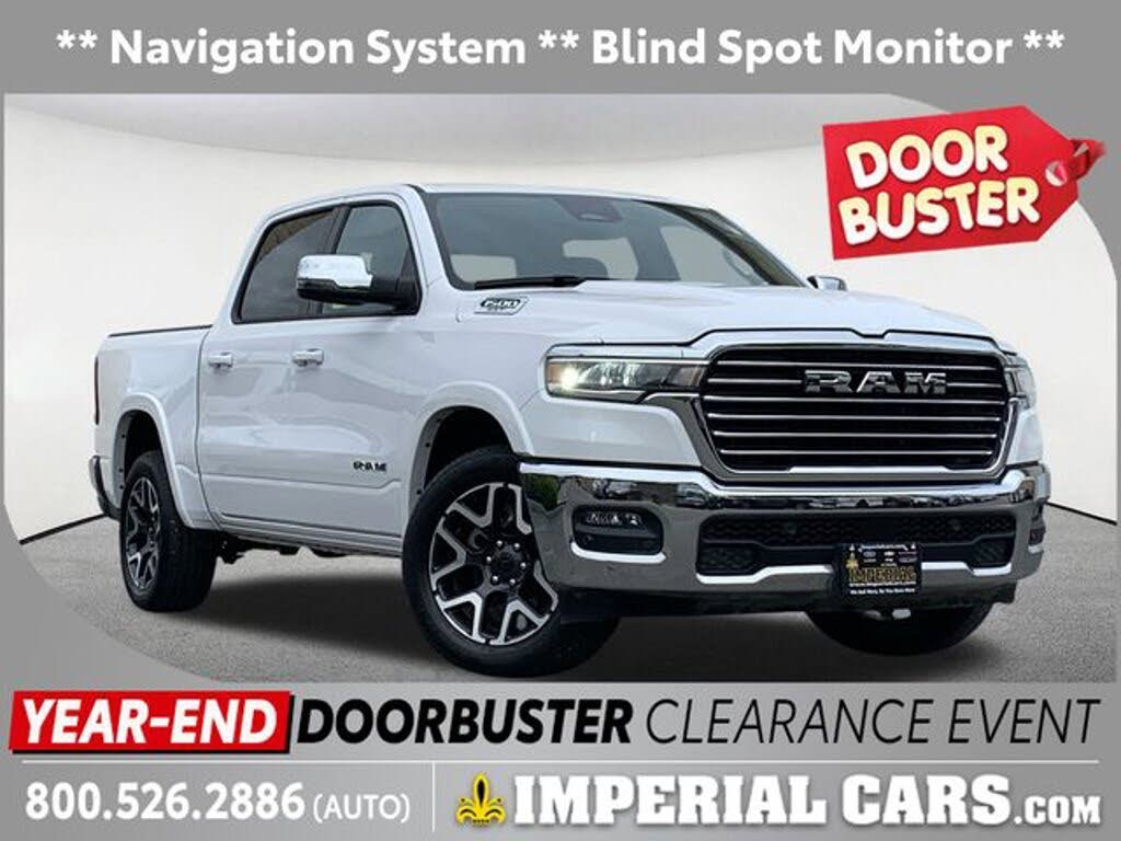 2025 RAM 1500 Laramie Crew Cab 4WD