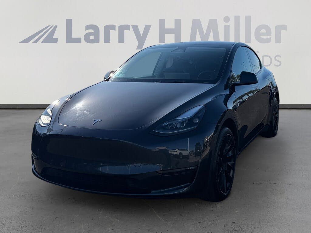 2025 Tesla Model Y Long Range AWD