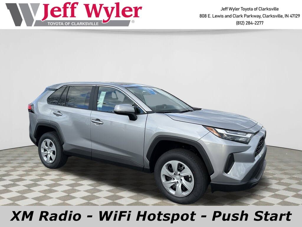 2025 Toyota RAV4 LE FWD
