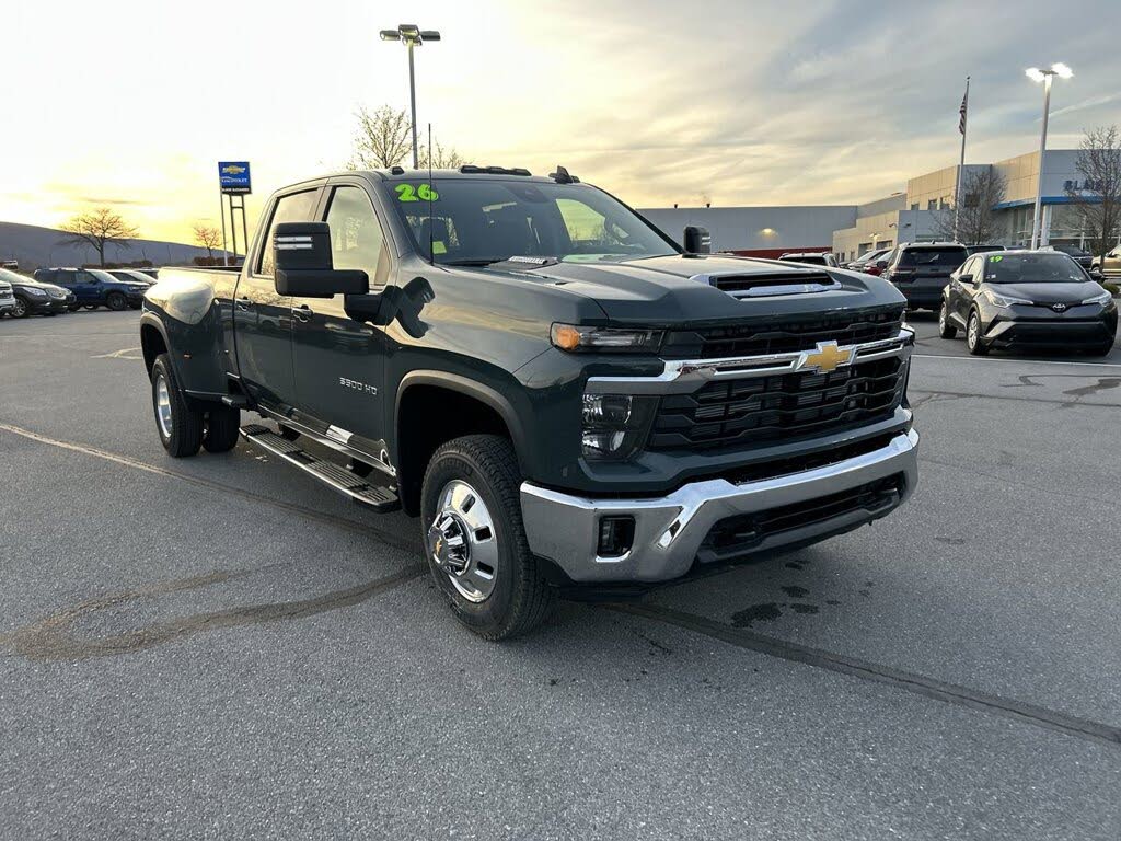 2026 Chevrolet Silverado 3500HD LT Crew Cab 4WD