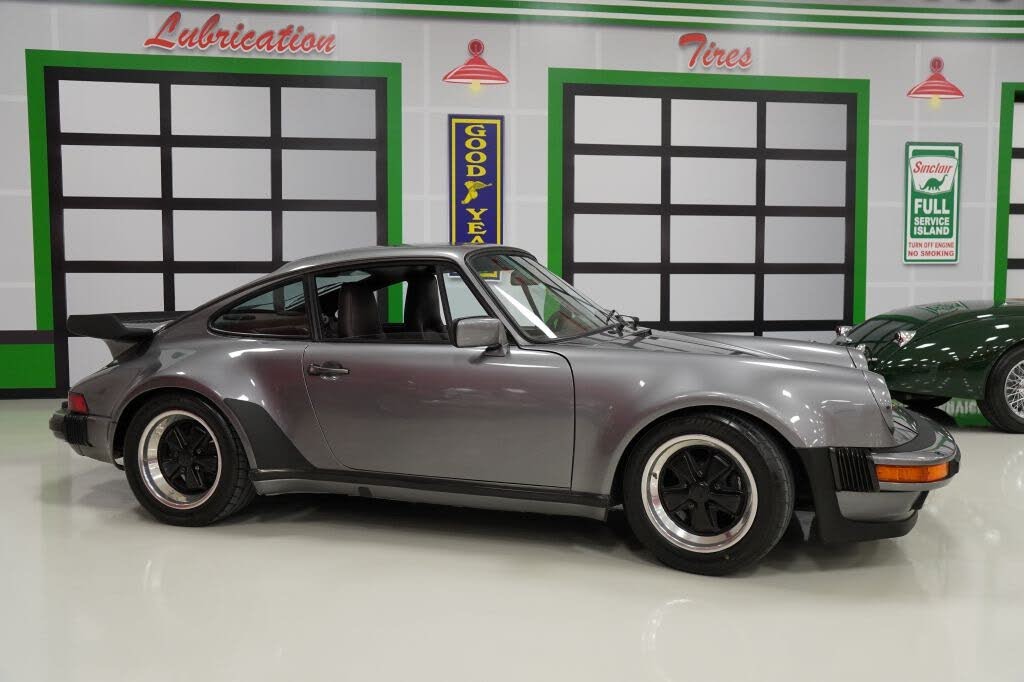 1986 Porsche 911 Carrera Coupe