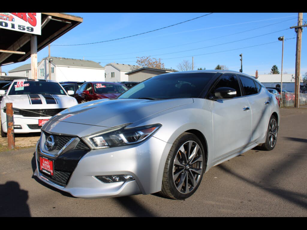 2016 Nissan Maxima SR