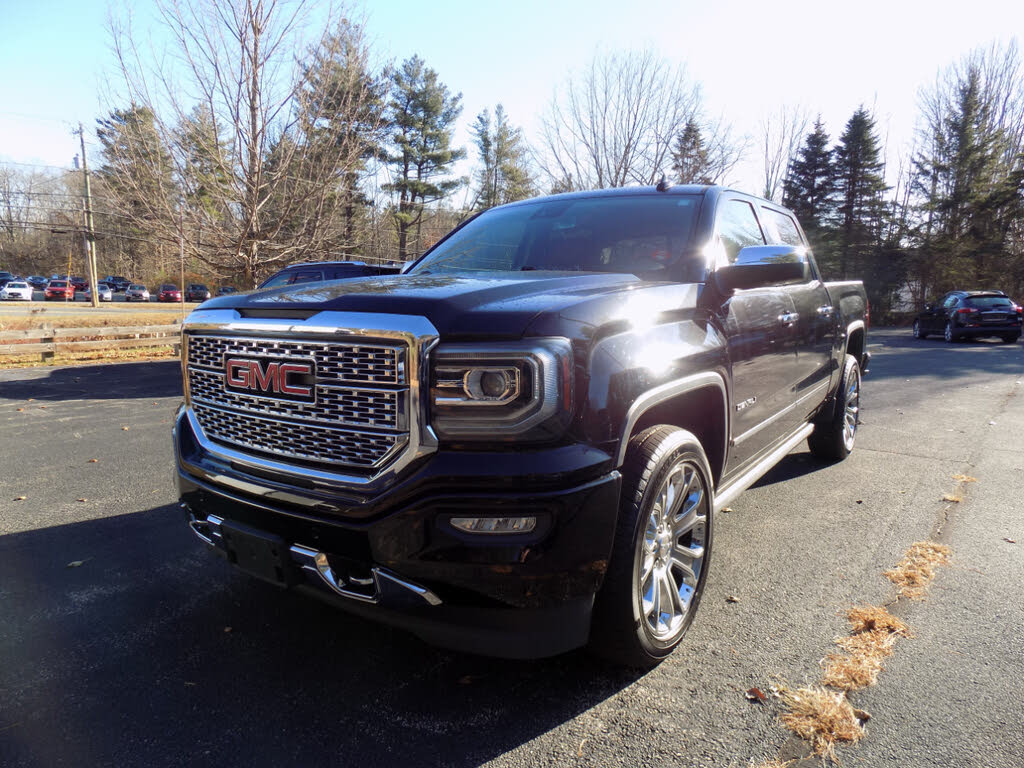 2017 GMC Sierra 1500 Denali Crew Cab 4WD