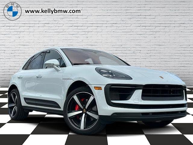2022 Porsche Macan S AWD