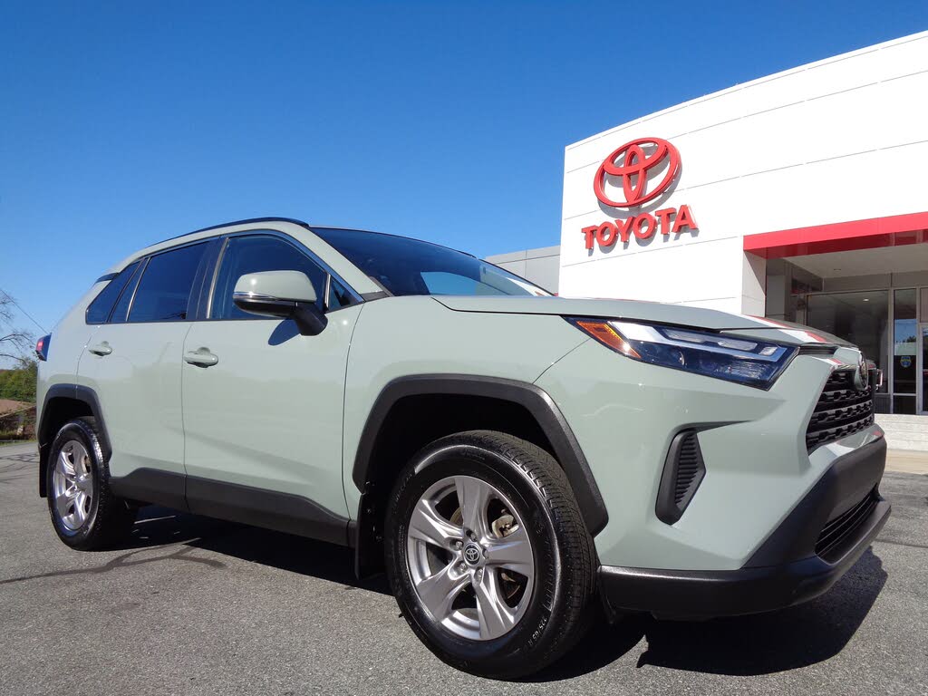 2022 Toyota RAV4 XLE AWD