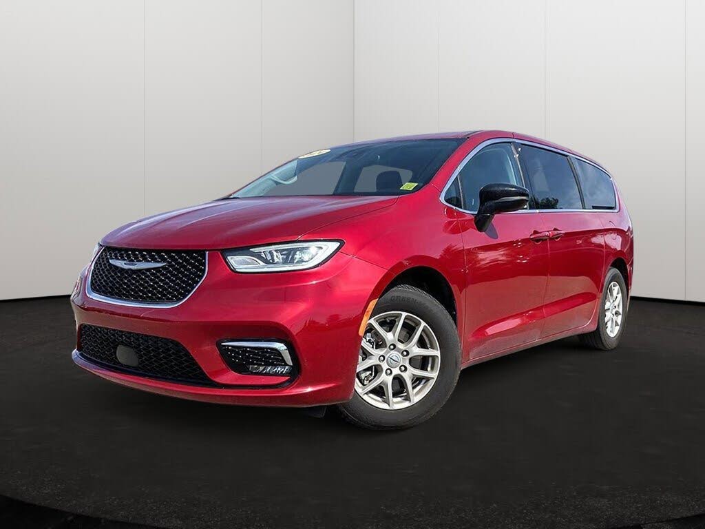 Chrysler Pacifica Touring L FWD 2024