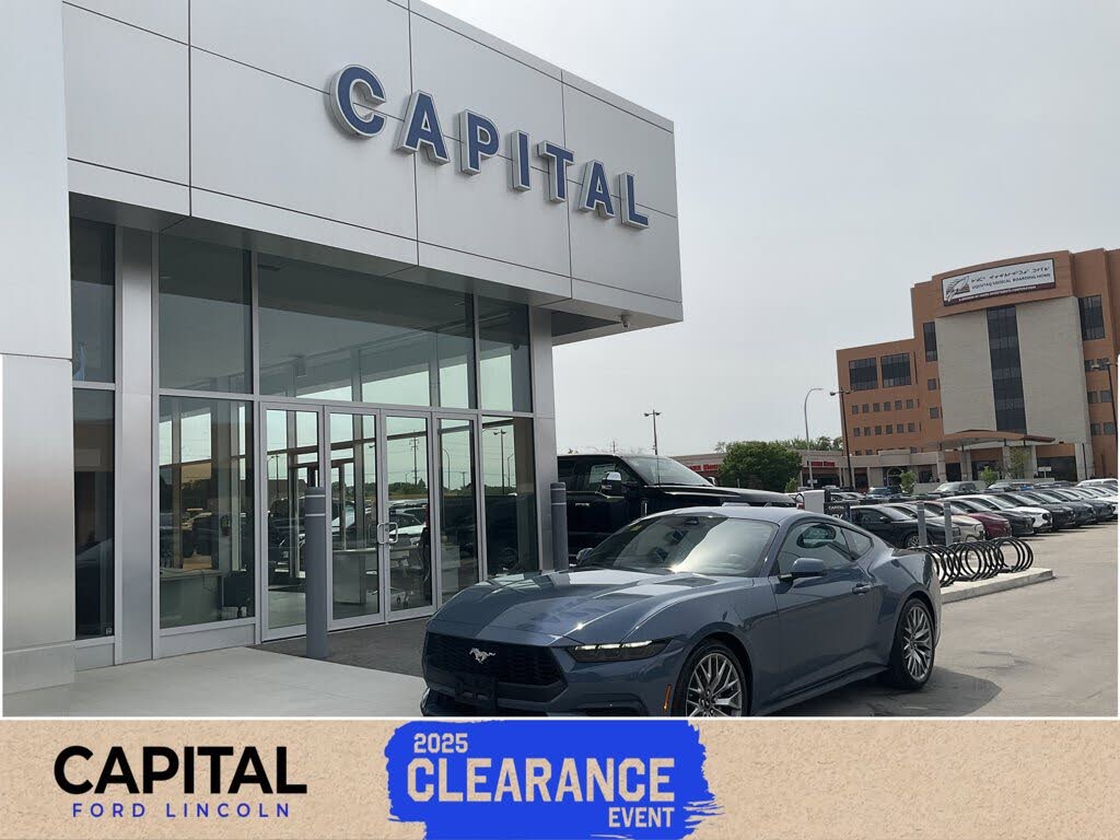 2025 Ford Mustang EcoBoost Fastback RWD