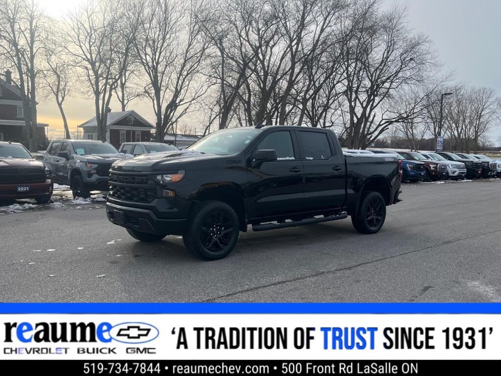 2026 Chevrolet Silverado 1500 Custom Trail Boss Crew Cab 4WD