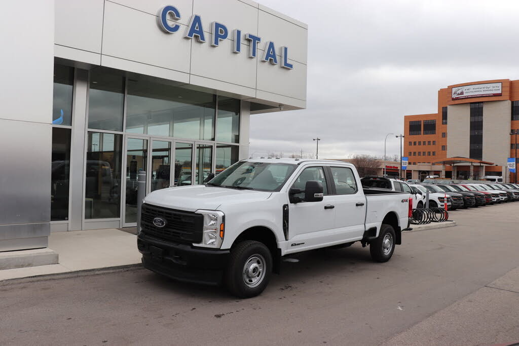 2026 Ford F-250 Super Duty XL Crew Cab 4WD