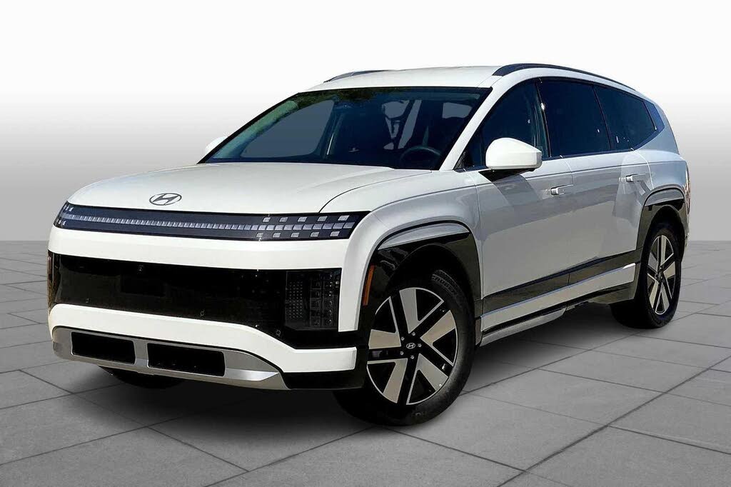 2026 Hyundai Ioniq 9 SEL AWD