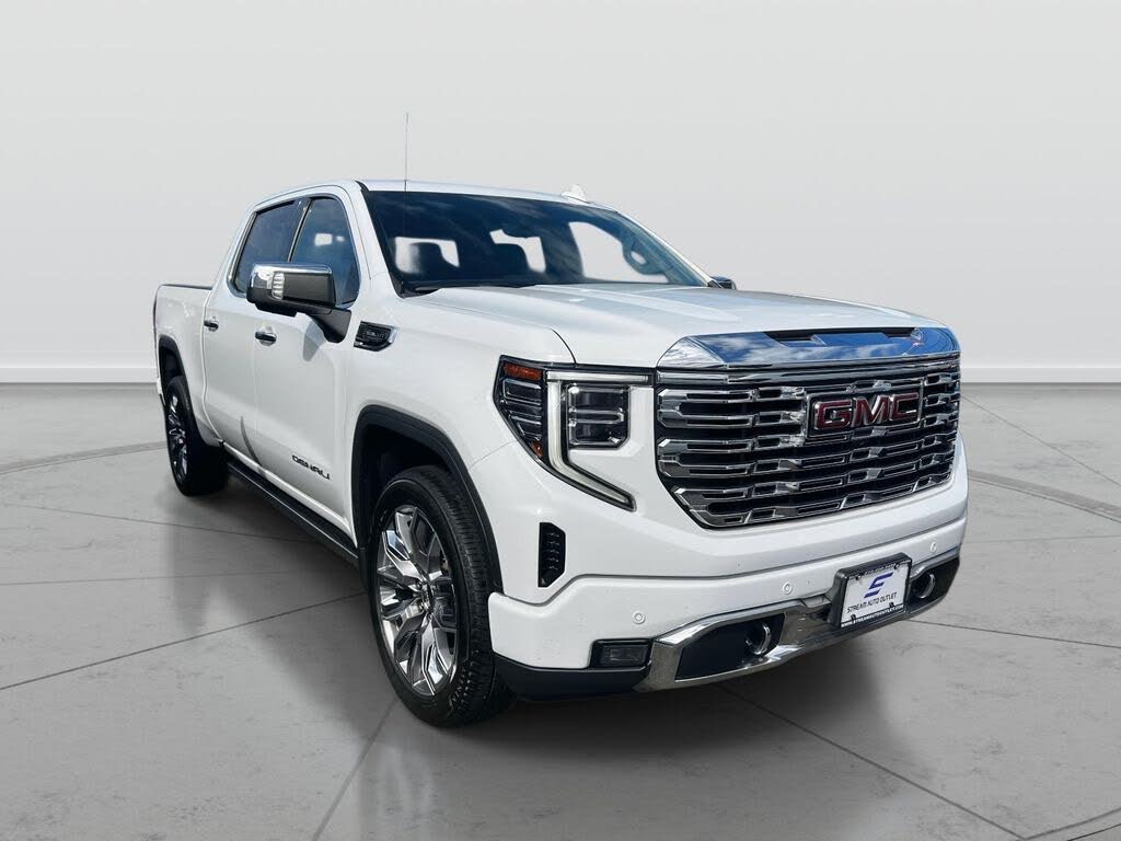 2022 GMC Sierra 1500 Denali Crew Cab 4WD