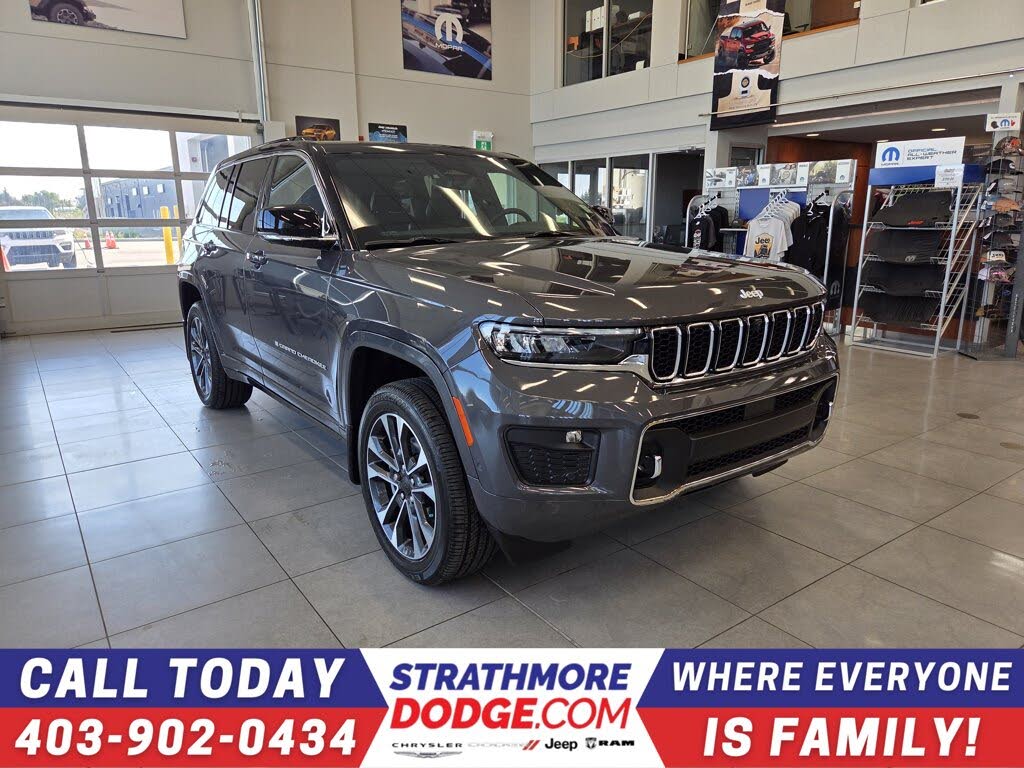 2025 Jeep Grand Cherokee Overland 4WD