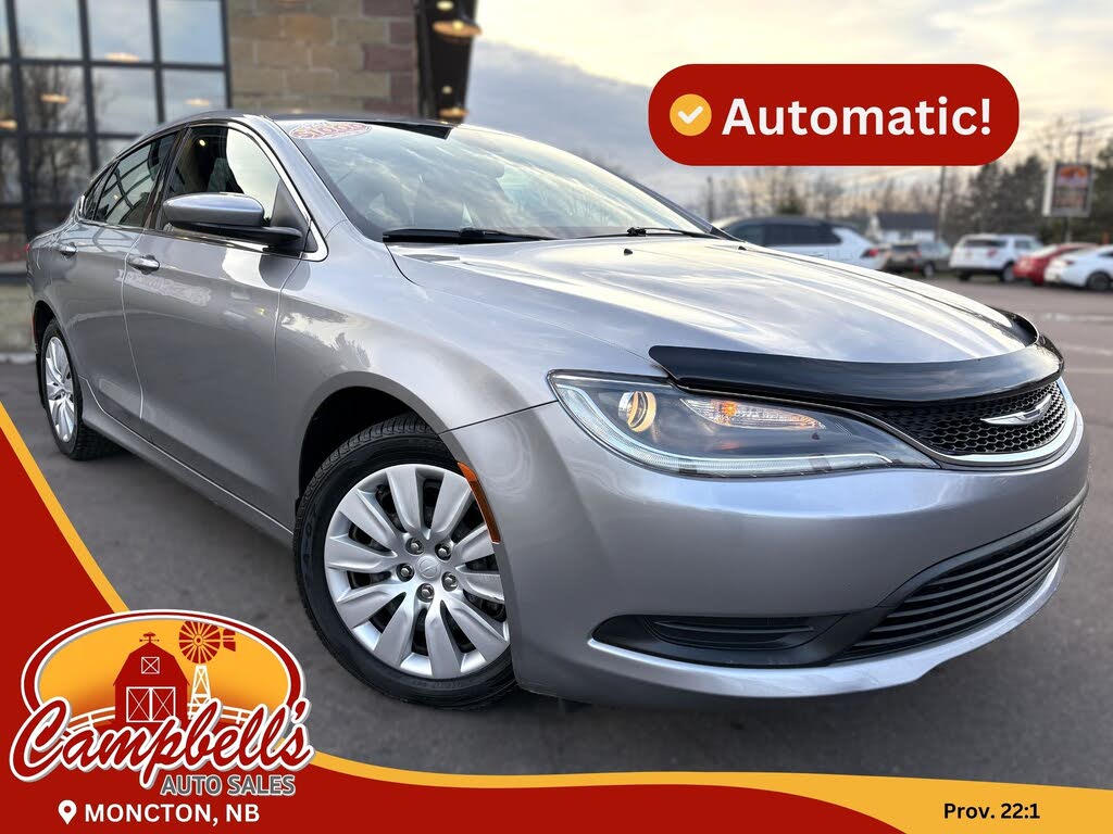 Chrysler 200 LX Sedan FWD 2015