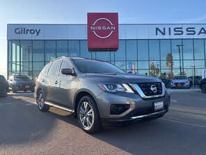 Nissan Pathfinder S FWD