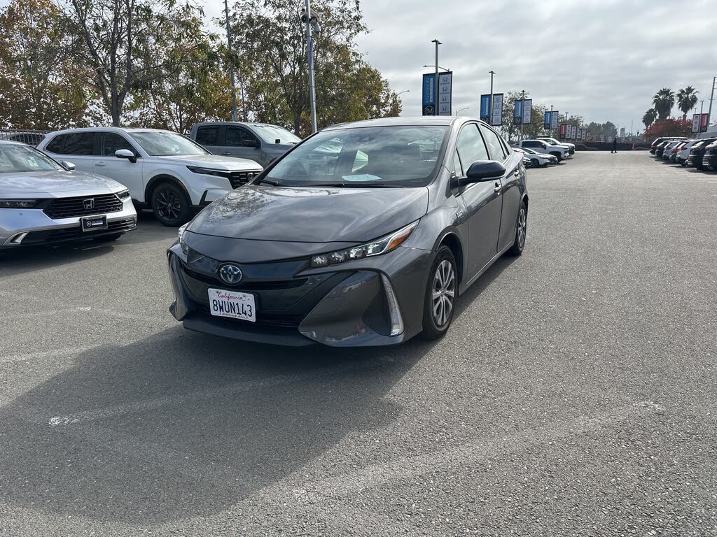2021 Toyota Prius Prime XLE FWD