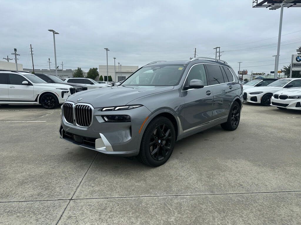 2025 BMW X7 xDrive40i AWD