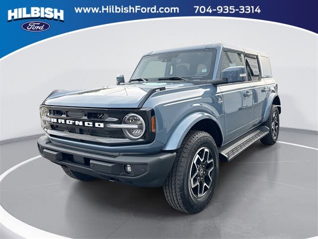 2025 Ford Bronco Outer Banks 4-Door 4WD