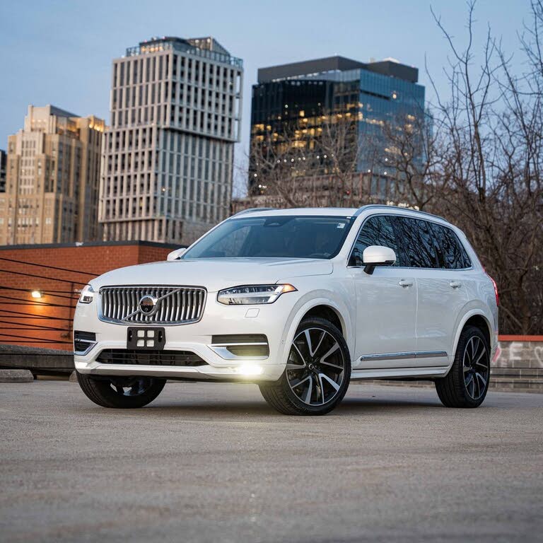 2025 Volvo XC90 B5 Plus Bright Theme AWD