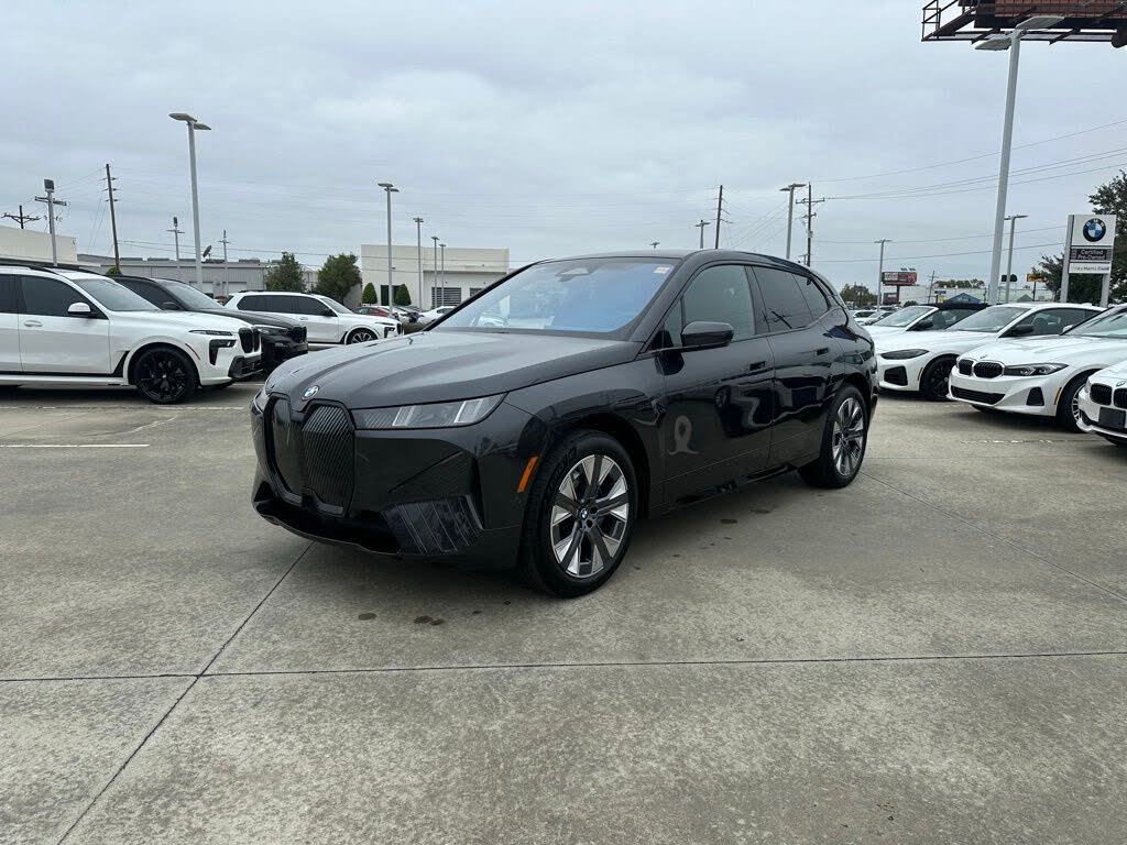 2026 BMW iX xDrive60