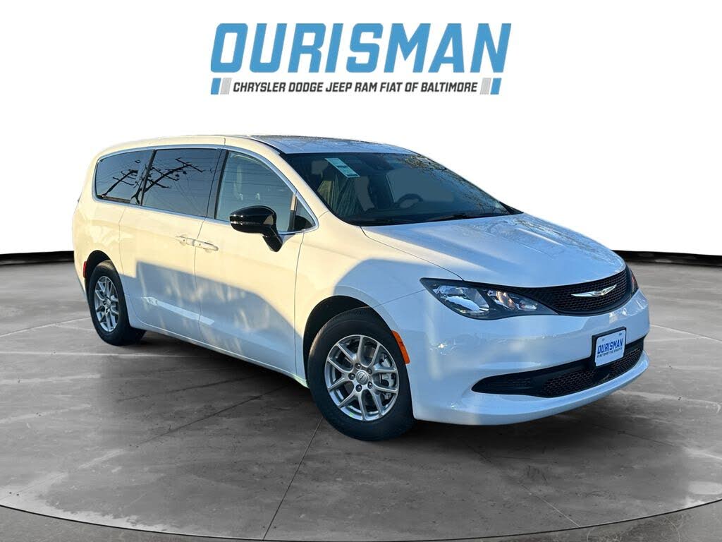 2026 Chrysler Voyager LX FWD