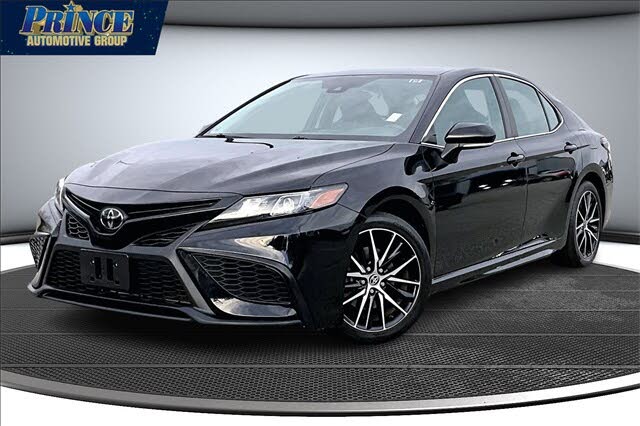 2022 Toyota Camry SE FWD