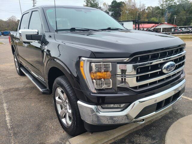 2023 Ford F-150 Lariat SuperCrew 4WD