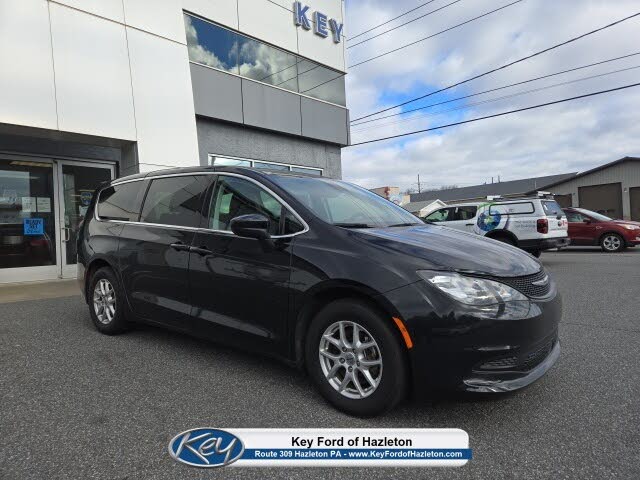 2024 Chrysler Voyager LX FWD