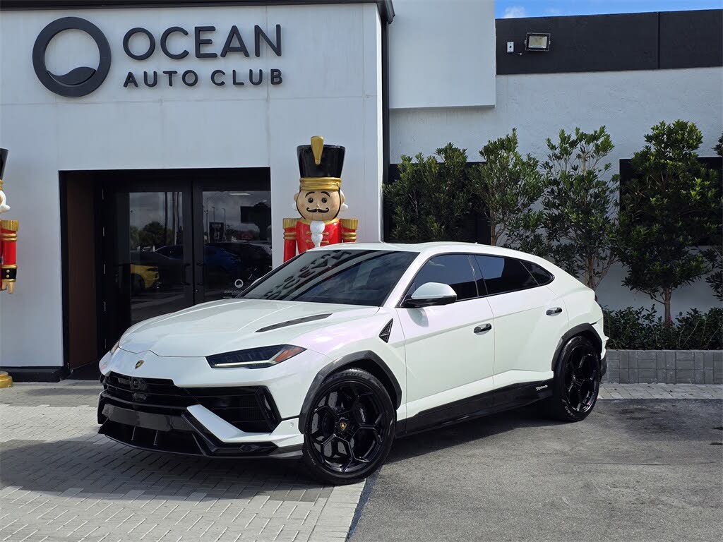 2024 Lamborghini Urus Performante AWD