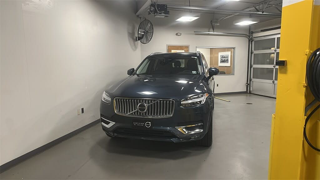 2024 Volvo XC90 B6 Plus Bright Theme 6-Passenger AWD