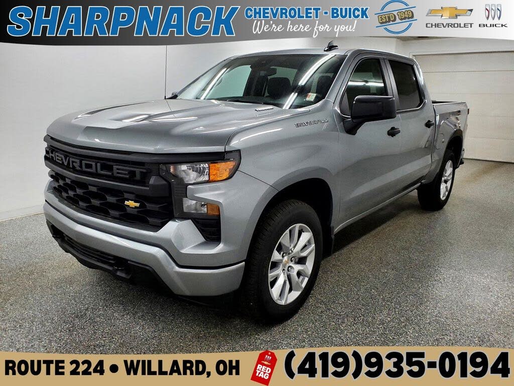 2026 Chevrolet Silverado 1500 Custom Crew Cab 4WD