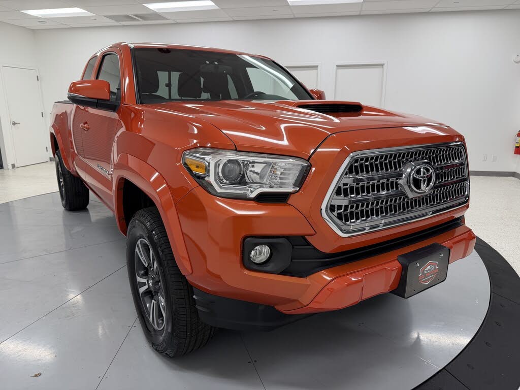 2016 Toyota Tacoma Access Cab V6 SR5 4WD