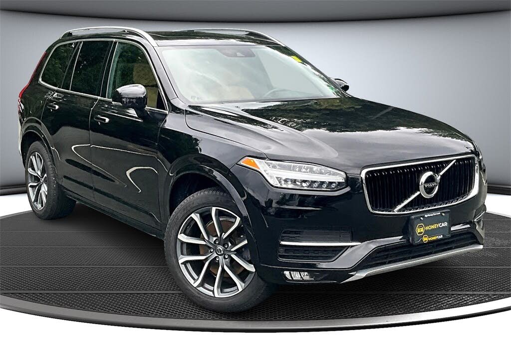 2019 Volvo XC90 T6 Momentum AWD