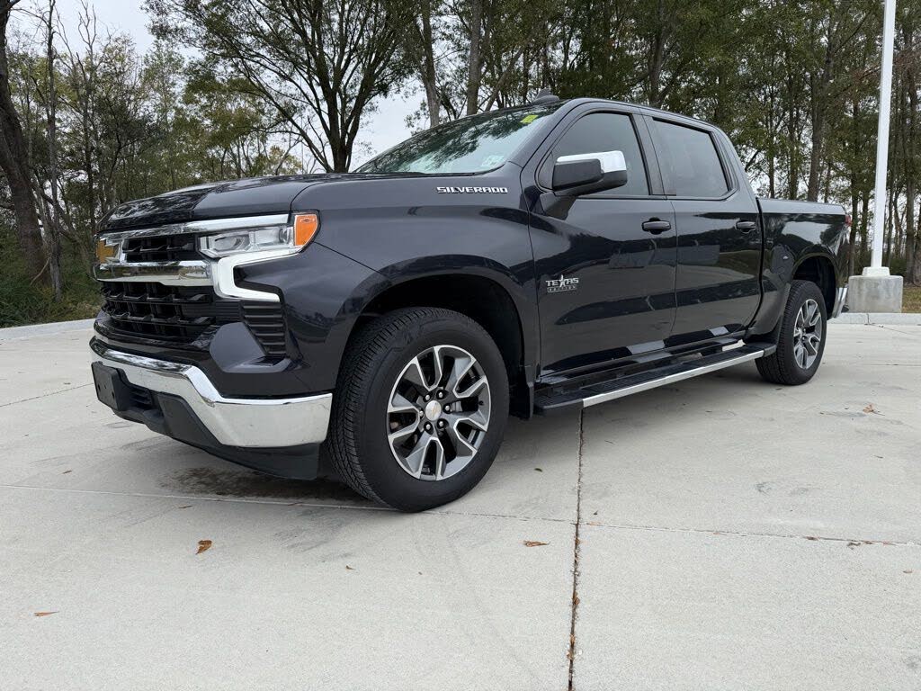 2022 Chevrolet Silverado 1500 LT Crew Cab RWD