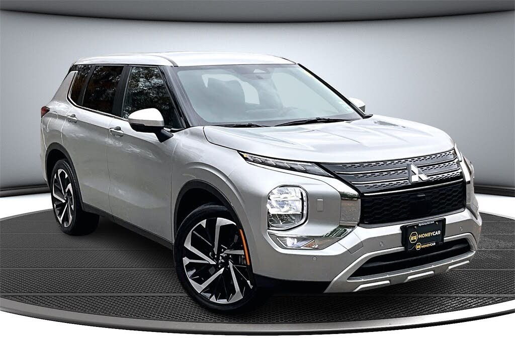 2023 Mitsubishi Outlander SE S-AWC