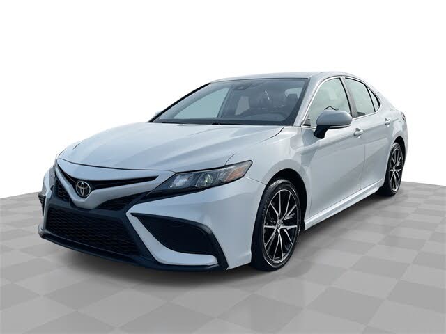 2024 Toyota Camry SE Nightshade FWD