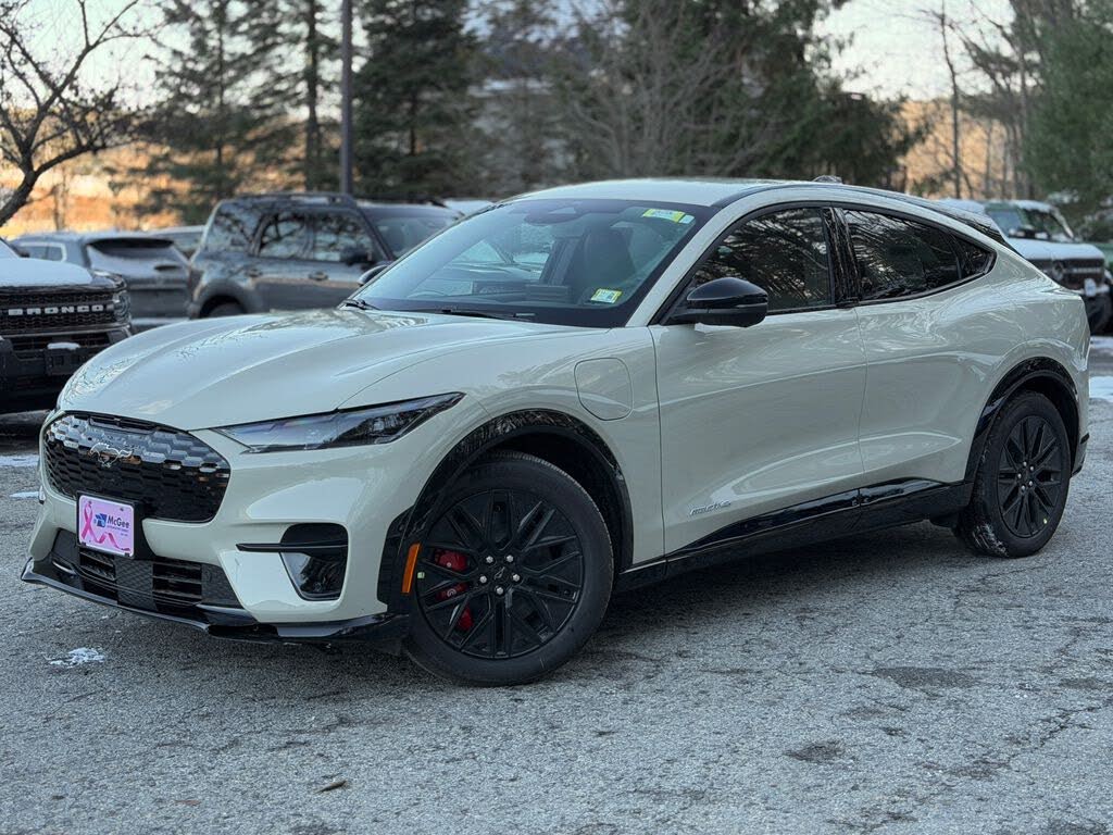 2025 Ford Mustang Mach-E Premium AWD