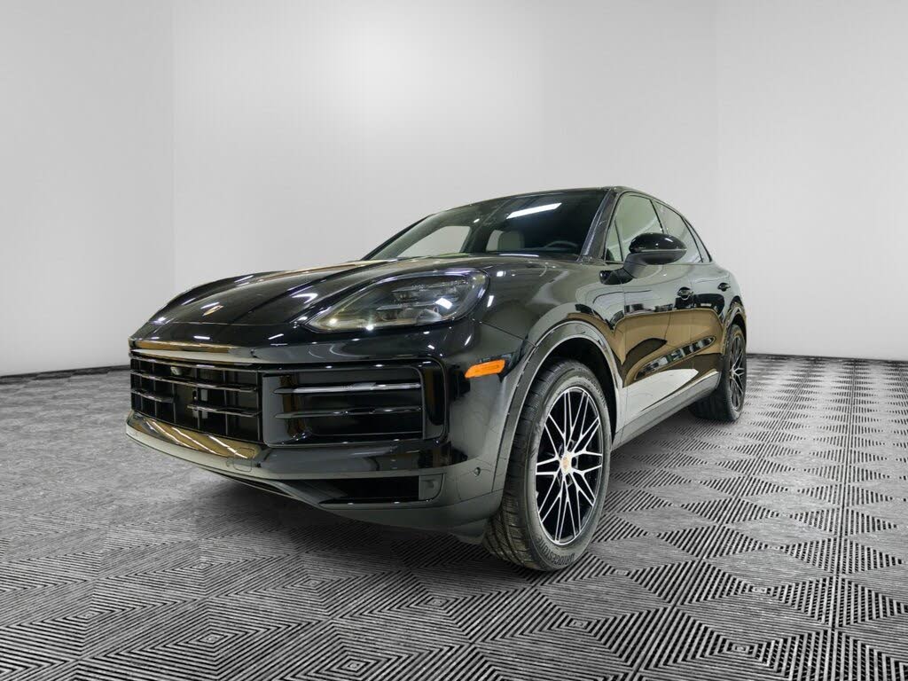 2025 Porsche Cayenne AWD