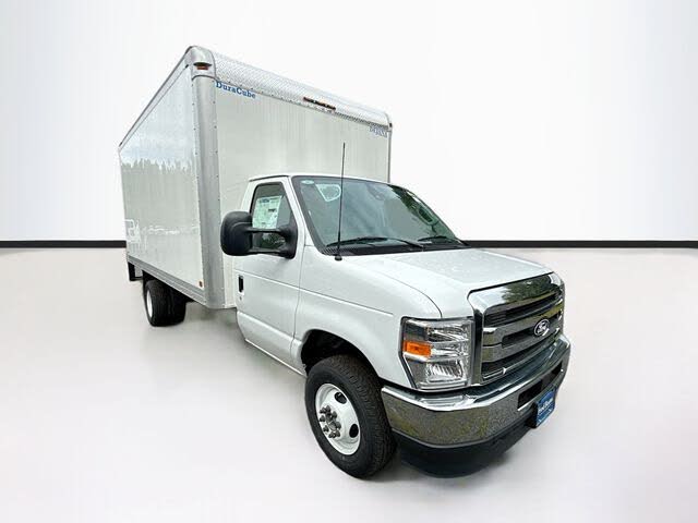 2026 Ford E-Series Chassis E-450 SD Cutaway 158 DRW RWD